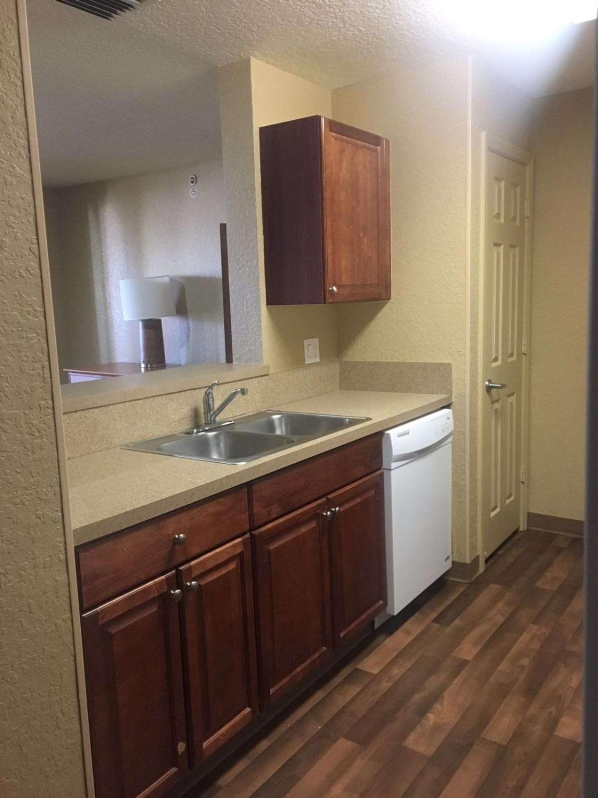 Extended Stay America Suites - Jacksonville - Deerwood Park Exterior foto